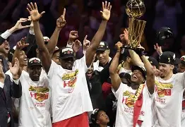 开云体验APP官网入口- 19猛龙时期伦纳德纯享视频 